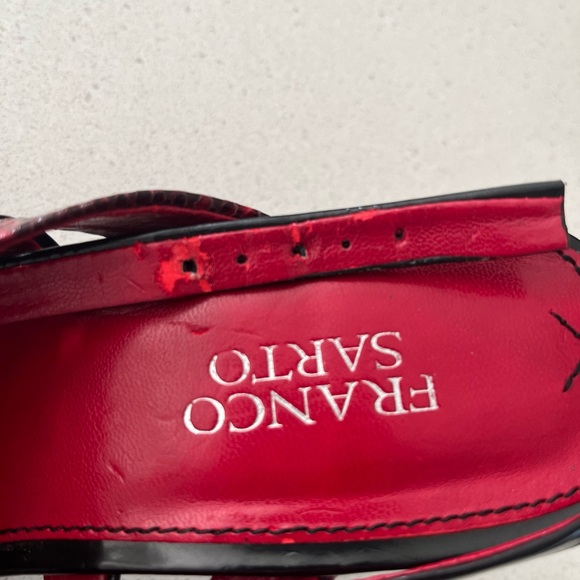 Franco Sarto Red Snakeskin Strappy Sandals With Wood Heel. Size 9 - Picture 7 of 10